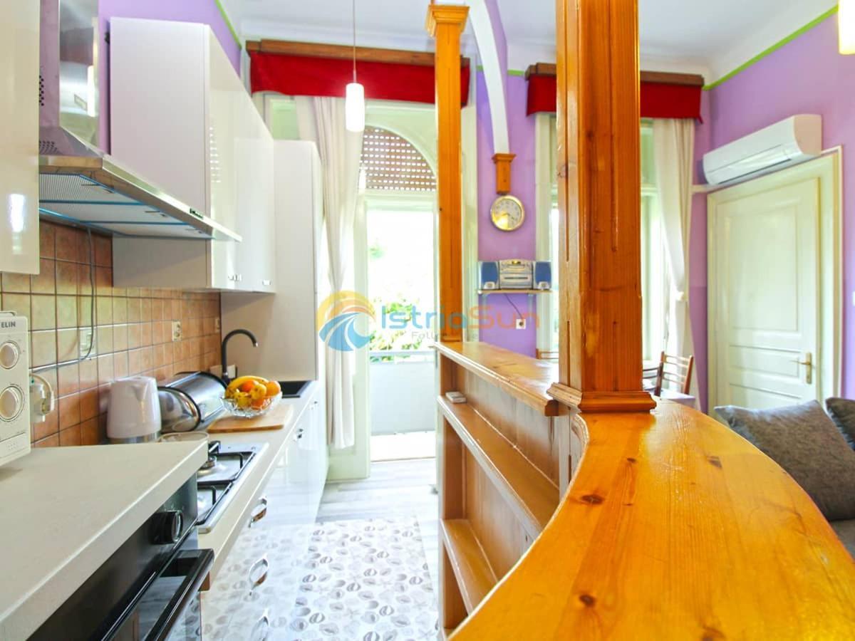 Studio Apartman Lea PUY Exterior foto