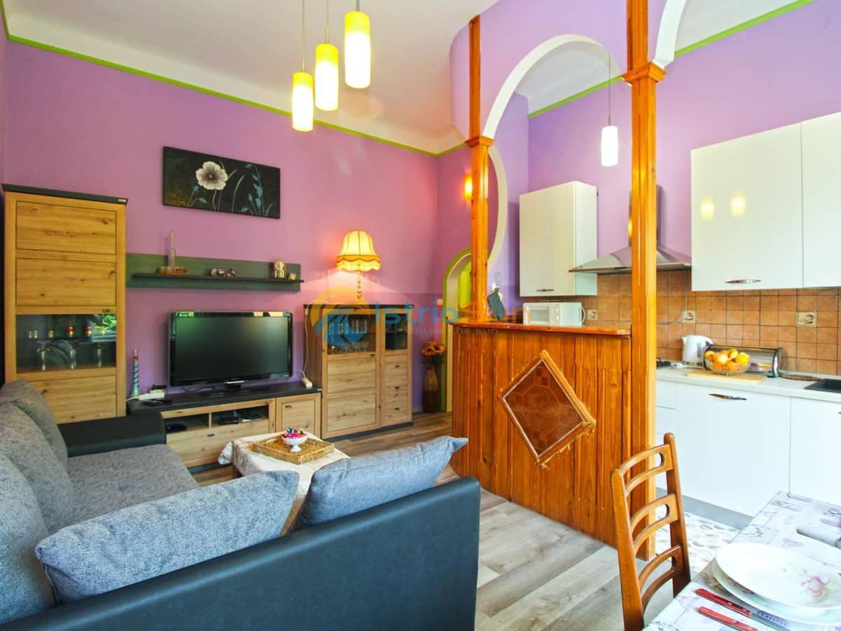 Studio Apartman Lea PUY Exterior foto