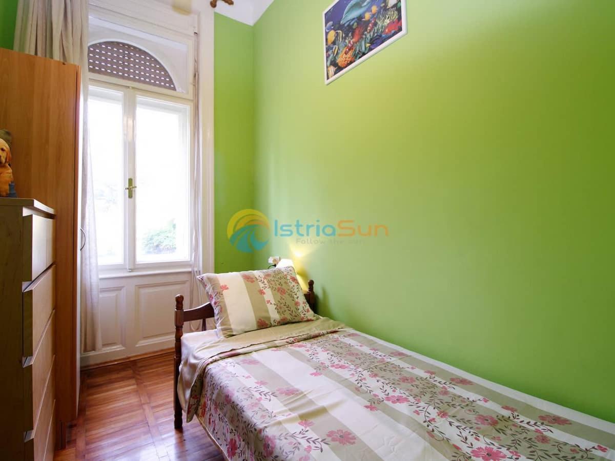 Studio Apartman Lea PUY Exterior foto
